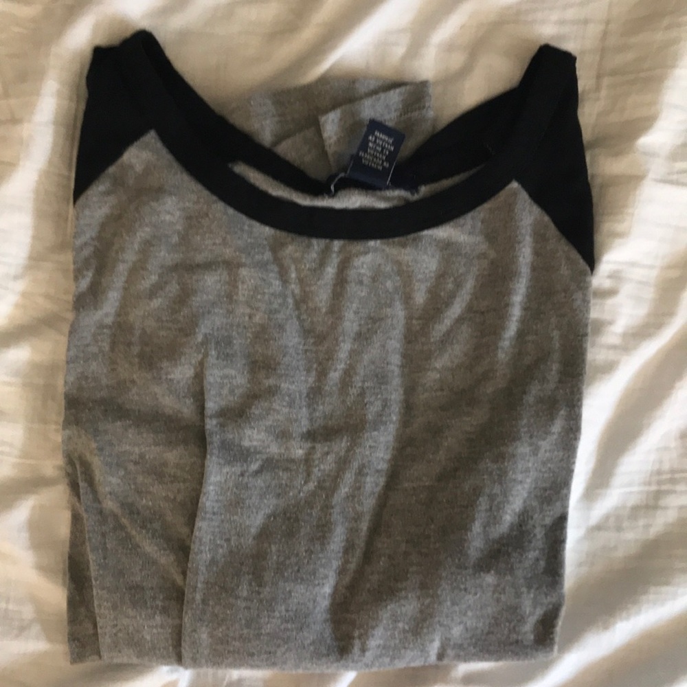 Forever 21: Three quarter length top